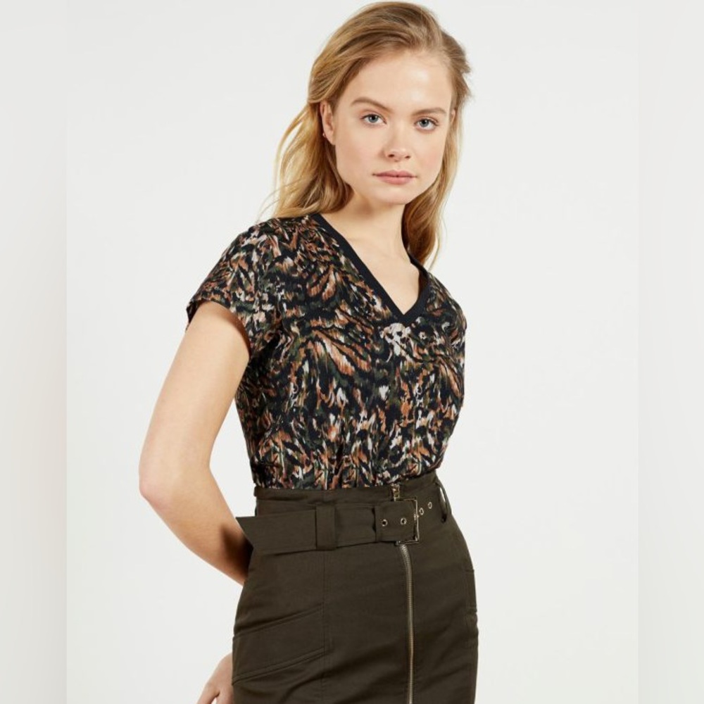 Ted Baker Jilliee Top Green, Brown Black Animal Print Size 6 (Ted Size 2) EUC